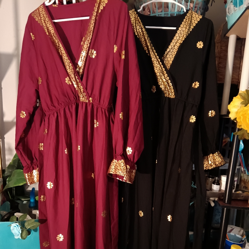 TWO ARABIAN STYLE L/XL DRESSES
